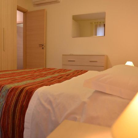 Residence Boschetti Manerba del Garda Zimmer foto