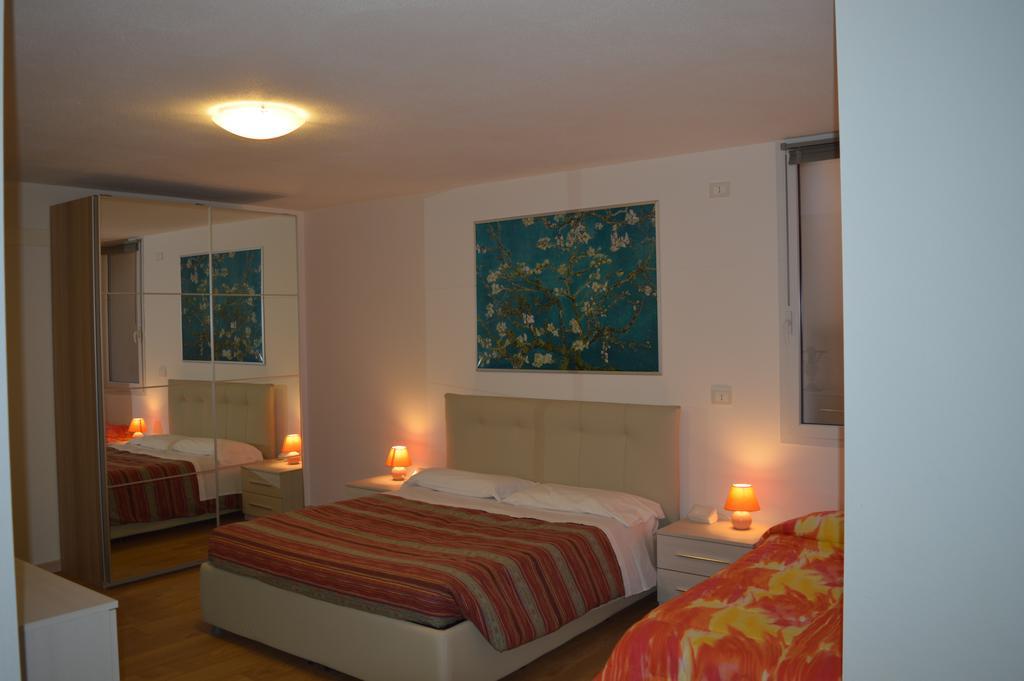 Residence Boschetti Manerba del Garda Zimmer foto